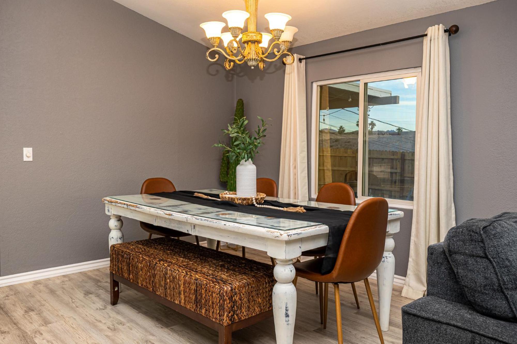 Magnificent & Tranquil Home, Mountain Views , 8 Mins To Casinos & River, Fire Pit, Bbq Bullhead City Dış mekan fotoğraf