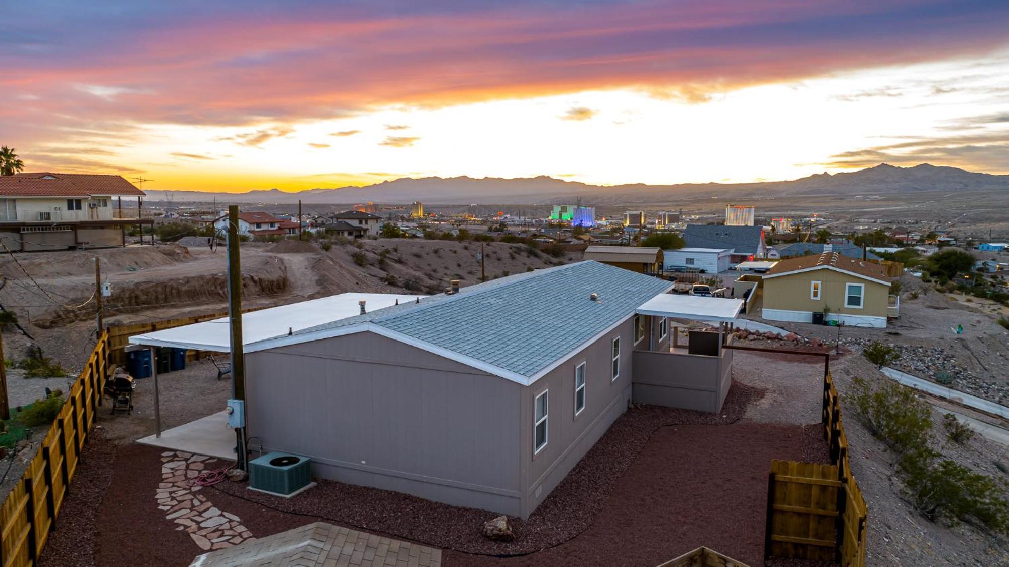 Magnificent & Tranquil Home, Mountain Views , 8 Mins To Casinos & River, Fire Pit, Bbq Bullhead City Dış mekan fotoğraf